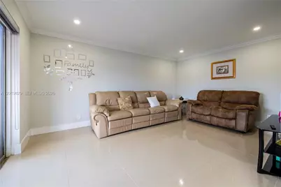 2130 Sherwood Forest Blvd #13, West Palm Beach, FL 33415 - Photo 3