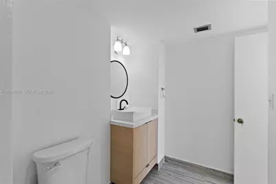 20505 E Country Club Dr #434, Aventura, FL 33180 - Photo 17