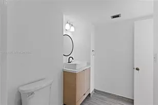 20505 E Country Club Dr, Aventura, FL 33180 - Photo 17