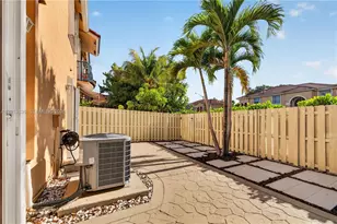 2340 NW 161st Ave, Pembroke Pines, FL 33028 - Photo 5