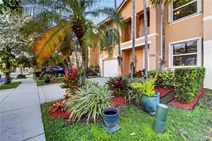 2340 NW 161st Ave, Pembroke Pines, FL 33028 - Photo 3