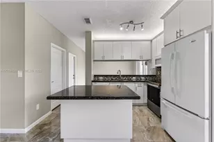 2340 NW 161st Ave, Pembroke Pines, FL 33028 - Photo 11