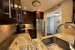6901 Edgewater Dr, Coral Gables, FL 33133 - Photo 9