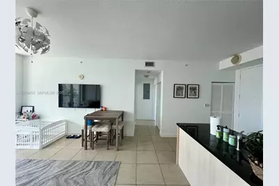79 SW 12th St #2903-S, Miami, FL 33130 - Photo 11