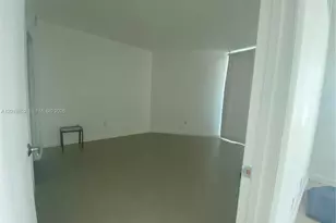 1900 N Bayshore Dr, Miami, FL 33132 - Photo 9