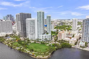 1900 N Bayshore Dr, Miami, FL 33132 - Photo 29