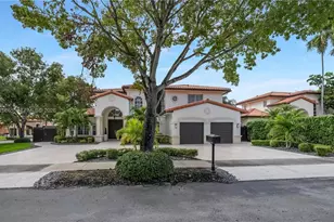 15632 NW 79th Ct, Miami Lakes, FL 33016 - Photo 3