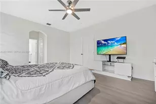 15632 NW 79th Ct, Miami Lakes, FL 33016 - Photo 27