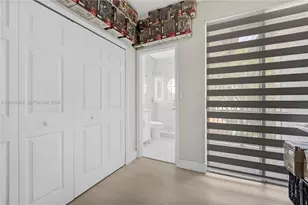 15632 NW 79th Ct, Miami Lakes, FL 33016 - Photo 29