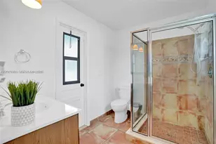 16610 Royal Poinciana Ct, Weston, FL 33326 - Photo 31