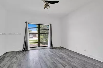 16610 Royal Poinciana Ct, Weston, FL 33326 - Photo 37