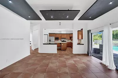 16610 Royal Poinciana Ct, Weston, FL 33326 - Photo 29