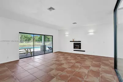 16610 Royal Poinciana Ct, Weston, FL 33326 - Photo 15