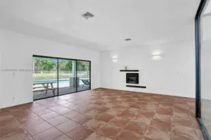 16610 Royal Poinciana Ct, Weston, FL 33326 - Photo 15