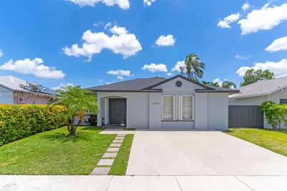 13520 SW 180th Ter, Miami, FL 33177 - Photo 1