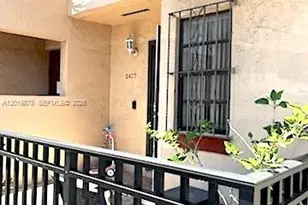 2407 W 52nd Pl, Hialeah, FL 33016 - Photo 3