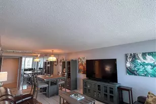 2655 Collins Ave, Miami Beach, FL 33140 - Photo 21