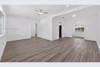 280 NW 101st St, Miami, FL 33150 - Photo 11