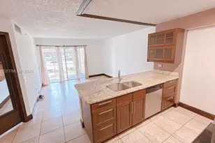 470 S Park Rd, Hollywood, FL 33021 - Photo 1