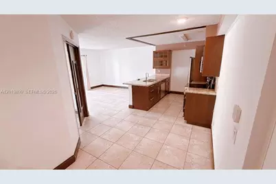 470 S Park Rd #7-104, Hollywood, FL 33021 - Photo 11