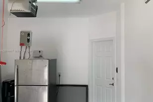 9333 W 34th Ct, Hialeah, FL 33018 - Photo 23