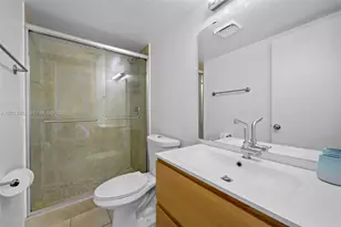 [Address not provided], Hallandale Beach, FL 33009 - Photo 13