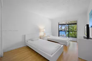 [Address not provided], Hallandale Beach, FL 33009 - Photo 17