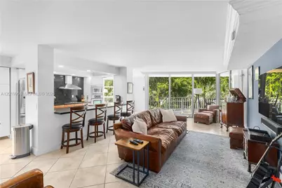 2000 Towerside Ter #311, Miami, FL 33138 - Photo 5