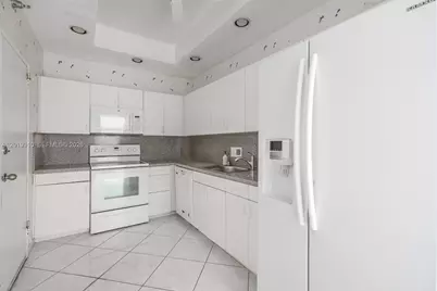 10185 Collins Ave #PH08, Bal Harbour, FL 33154 - Photo 9