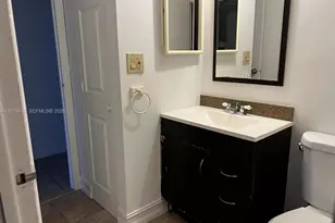 3101 N Country Club Dr, Aventura, FL 33180 - Photo 11