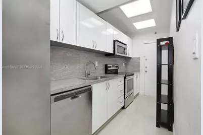 100 Lincoln Rd #330, Miami Beach, FL 33139 - Photo 7