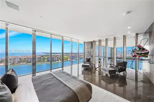 800 South Pointe Dr, Miami Beach, FL 33139 - Photo 53