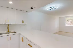 1333 E Hallandale Beach Blvd, Hallandale Beach, FL 33009 - Photo 25