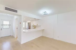 1333 E Hallandale Beach Blvd, Hallandale Beach, FL 33009 - Photo 9