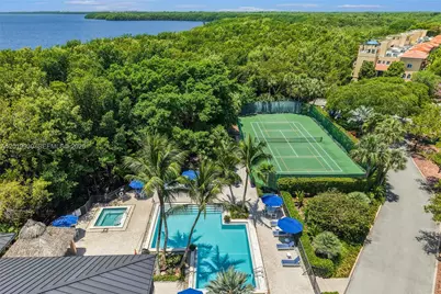 6226 Paradise Point Dr, Palmetto Bay, FL 33157 - Photo 11