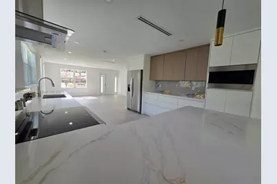 4010 Greenwood Ave, West Palm Beach, FL 33407 - Photo 9