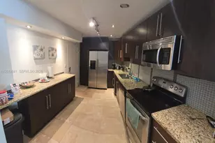 3801 S Ocean Dr, Hollywood, FL 33019 - Photo 9