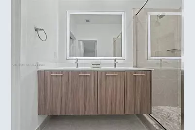4527 NW 83rd Path, Doral, FL 33166 - Photo 13