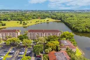 2768 Carambola Cir S, Coconut Creek, FL 33066 - Photo 31