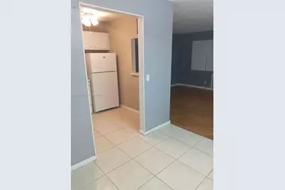 390 Windsor Q #390, West Palm Beach, FL 33417 - Photo 9