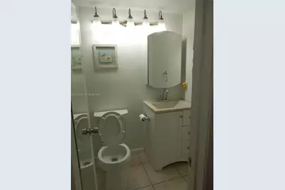 390 Windsor Q #390, West Palm Beach, FL 33417 - Photo 17
