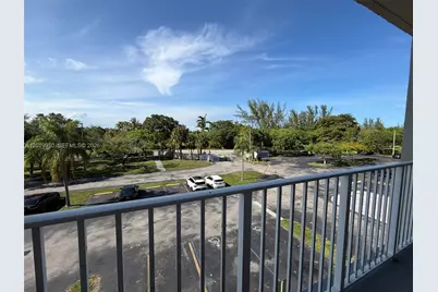 8200 SW 210th St #213, Cutler Bay, FL 33189 - Photo 11