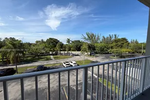 8200 SW 210th St, Cutler Bay, FL 33189 - Photo 11
