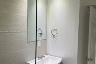 221 SW 9th Ave, Miami, FL 33130 - Photo 7