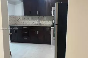 221 SW 9th Ave, Miami, FL 33130 - Photo 5
