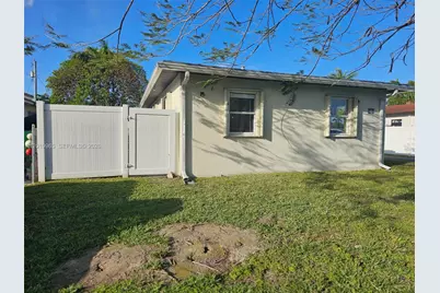 241 NE 1st Ter #1-2, Dania Beach, FL 33004 - Photo 23