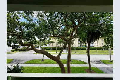 300 Galen Dr #206, Key Biscayne, FL 33149 - Photo 9