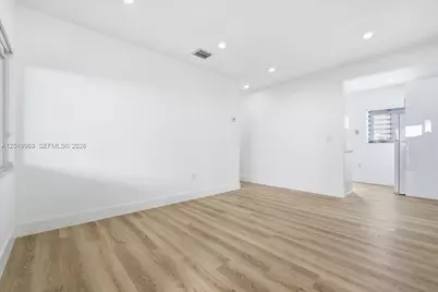 3297 SW 26th St, Miami, FL 33133 - Photo 7
