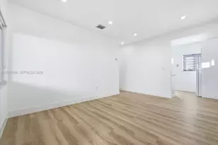3297 SW 26th St, Miami, FL 33133 - Photo 7