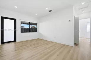 3297 SW 26th St, Miami, FL 33133 - Photo 9